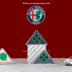 شبدر روی گلگیر آلفارومئو جولیتا و میتو